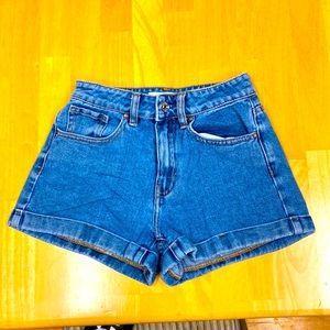 PacSun mom short